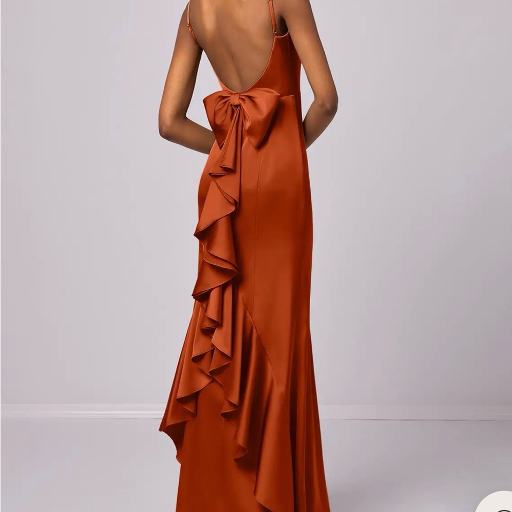 Azazie - Picture 4 of 5
